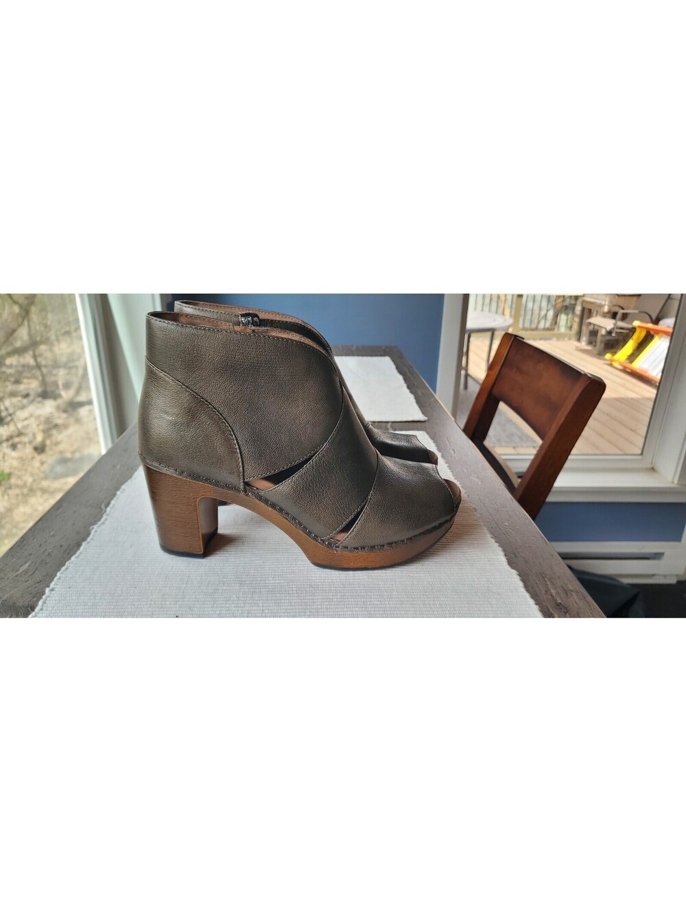 Dansko Delphina Leather Peep Toe Cutout Ankle Booties Bronze Pewter Size 39